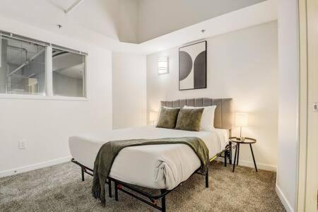 Cozysuites - 2Br With Direct Skybridge Access #5 Indianapolis Ngoại thất bức ảnh